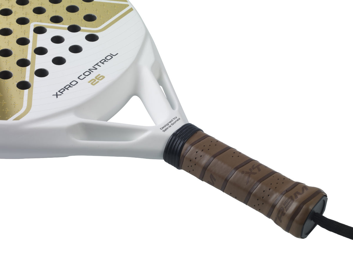 XPRO CONTROL 26 GOLD EDITION Padelschläger in Gold auf Weiß, Detailansicht
