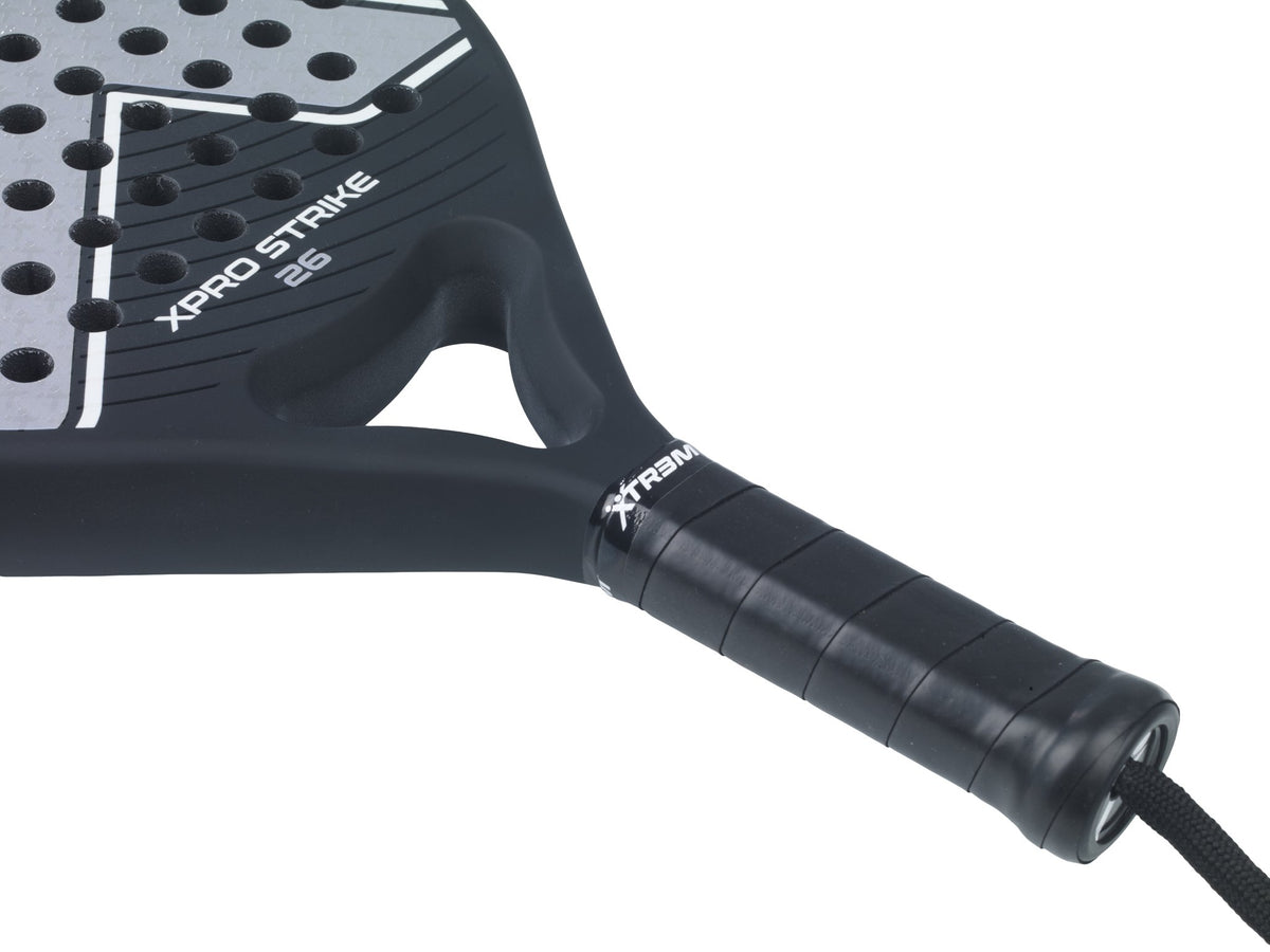 XPRO STRIKE 26 Padelschläger in Silber auf Schwarz, Detailansicht
